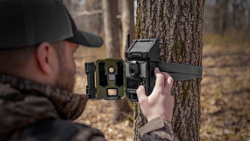 SPYPOINT Trail Cam Link Micro Solar AT&T LTE 10MP Camo
